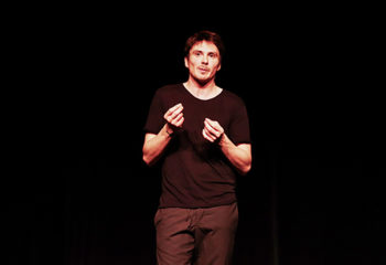 Guillermo Guiz en spectacle