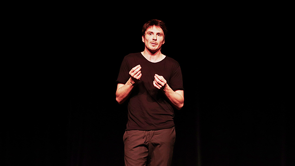 Guillermo Guiz en spectacle