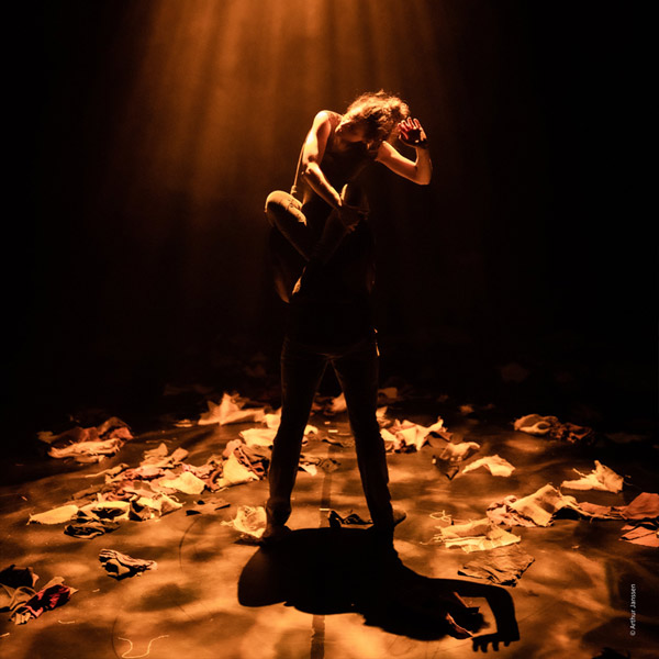 Coquelicot, un spectacle de Nono Battesti au Centre culturel de Nivelles