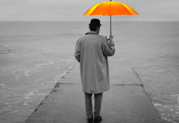 Atelier de customisation de parapluies dans le cadre d'Art en chemin, le Parcours d'artistes de Nivelles